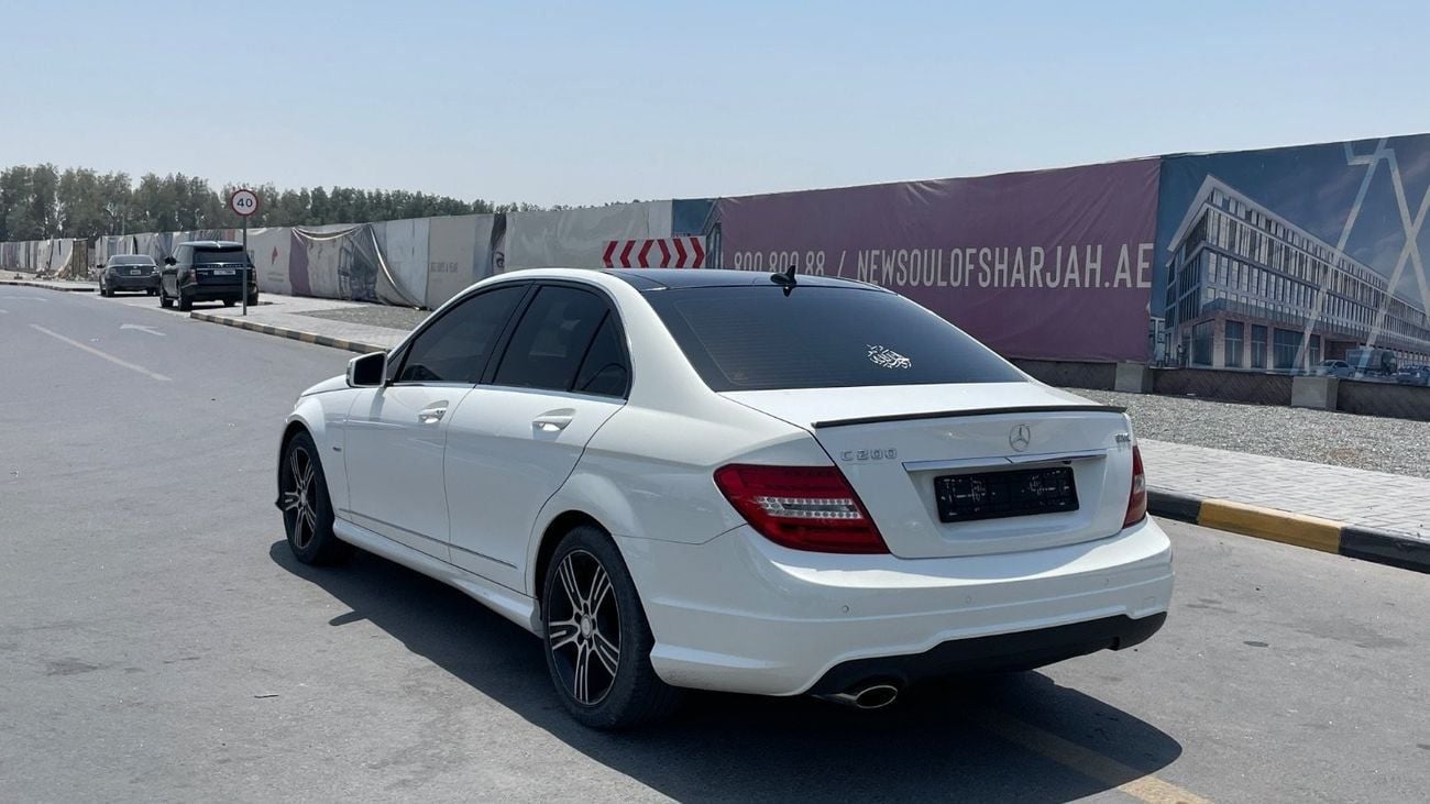 مرسيدس بنز C 200 AMG GCC, Full Option