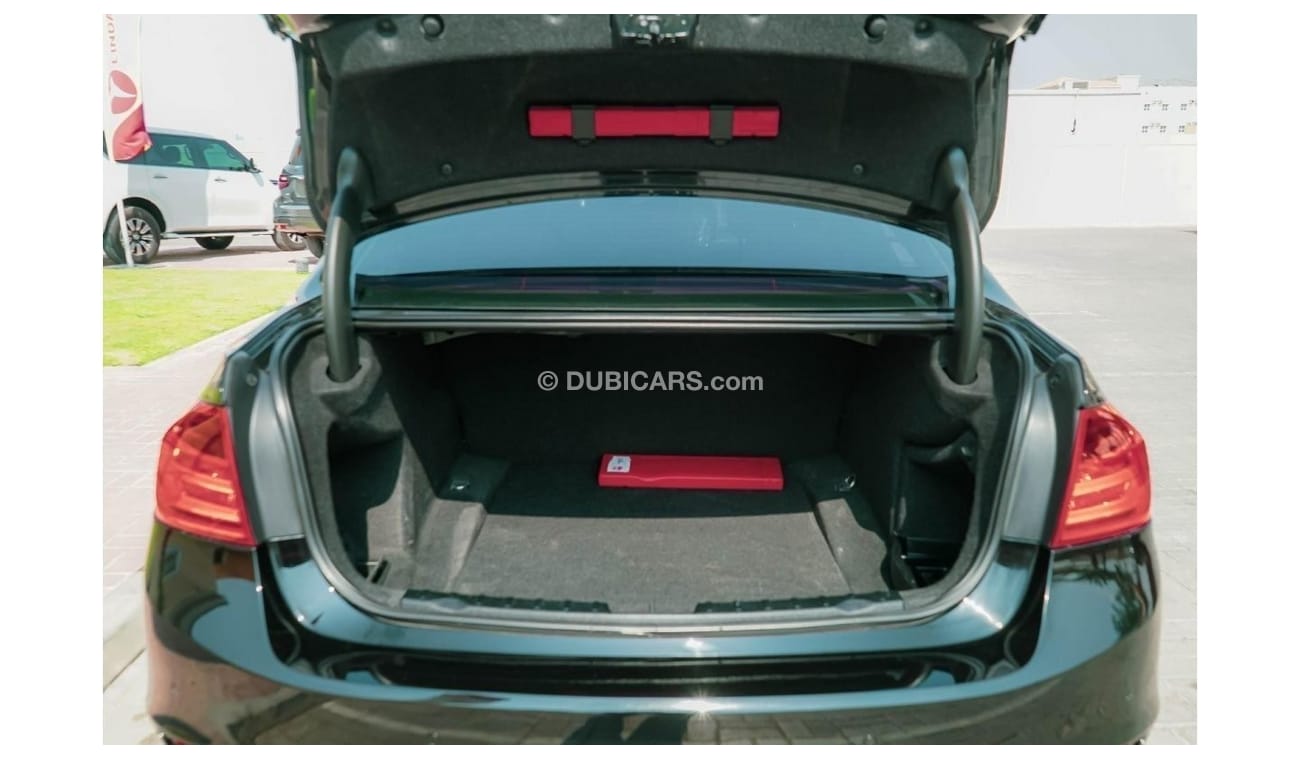 بي أم دبليو 320 اكسكلوسيف