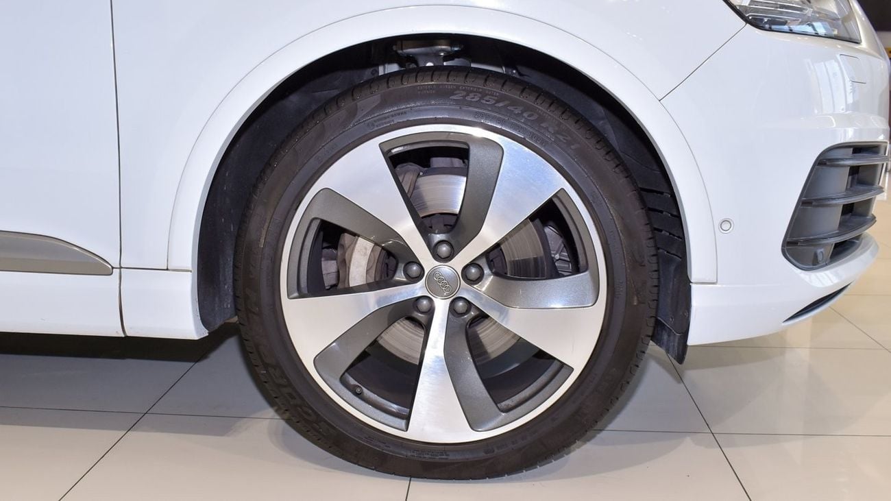 Audi Q7 45 TFSI Quattro  SLine