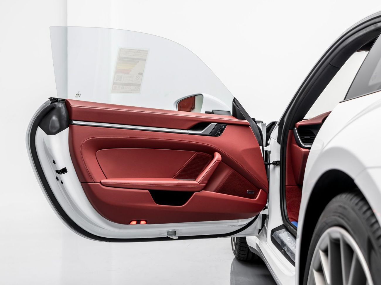 Porsche 911 Carrera 3.0L (380 HP) Coupe 2025 Porsche 911 Carrera, 2027 Porsche Warranty, Brand New, GCC