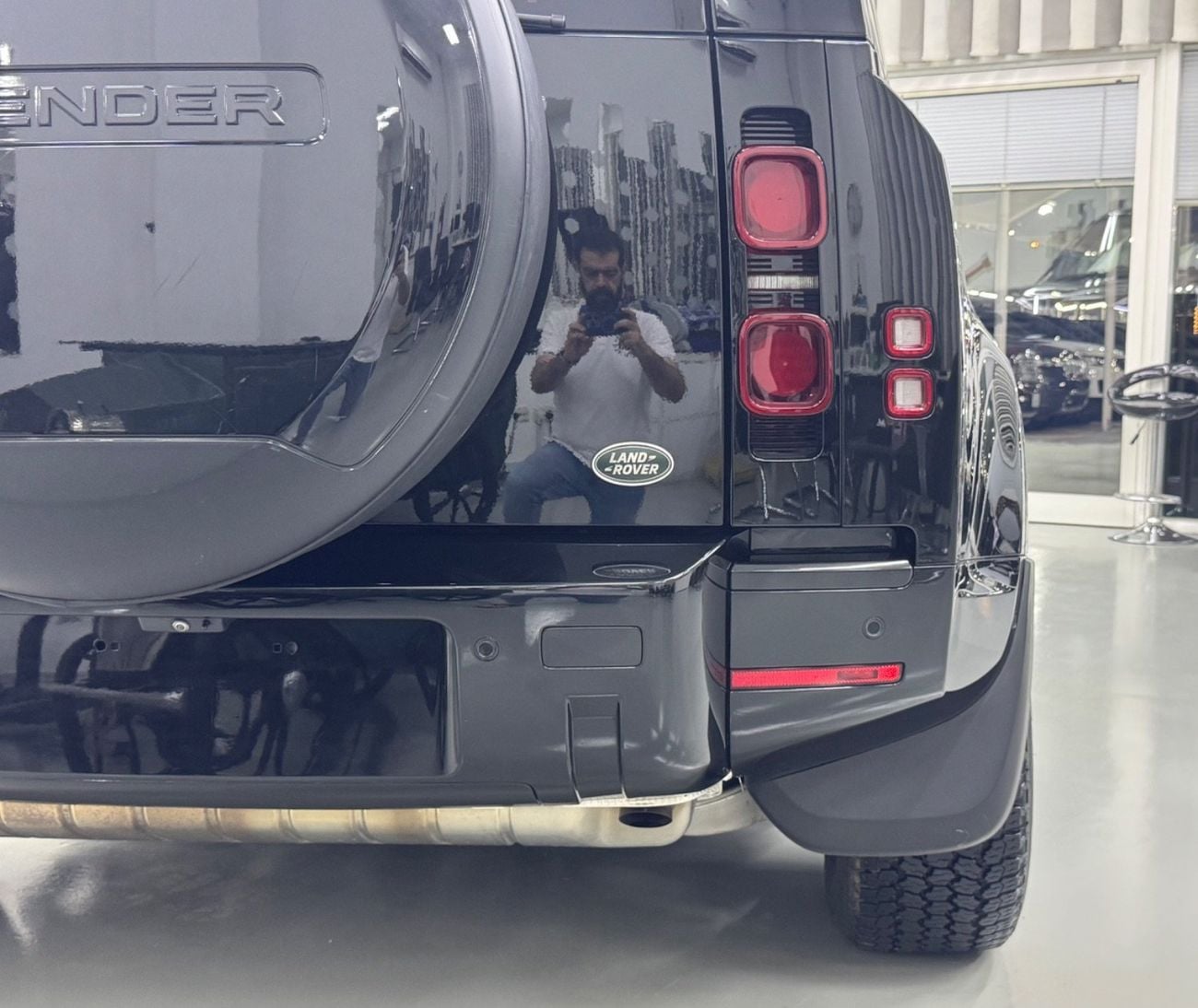 Land Rover Defender 90 HSE P400
