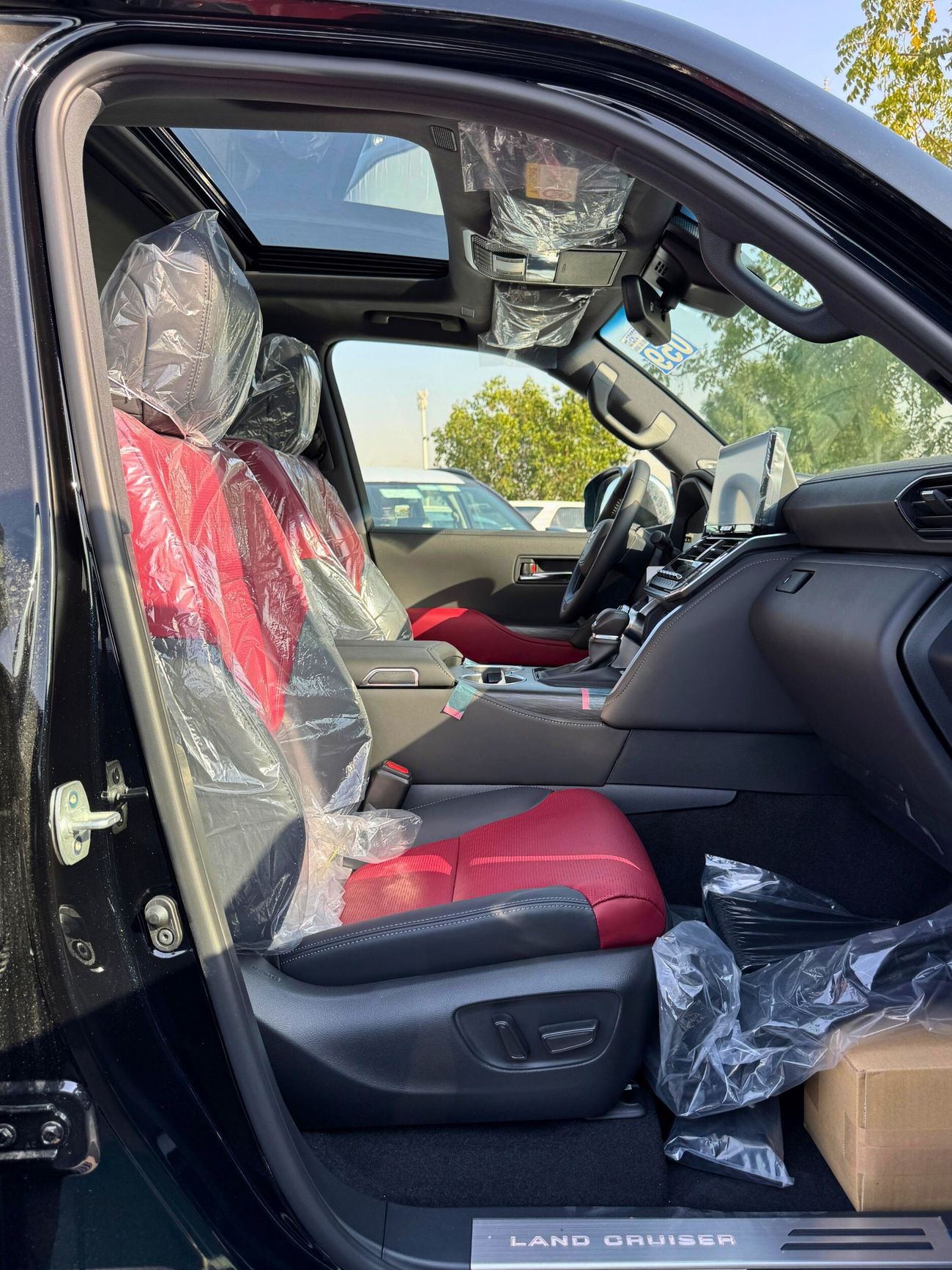 تويوتا لاند كروزر VXR / TOP VARIANT / 3.5L PETROL / 360*CAMERA / HEADUP DISPLAY / FULL OPTION (CODE# PPADV)