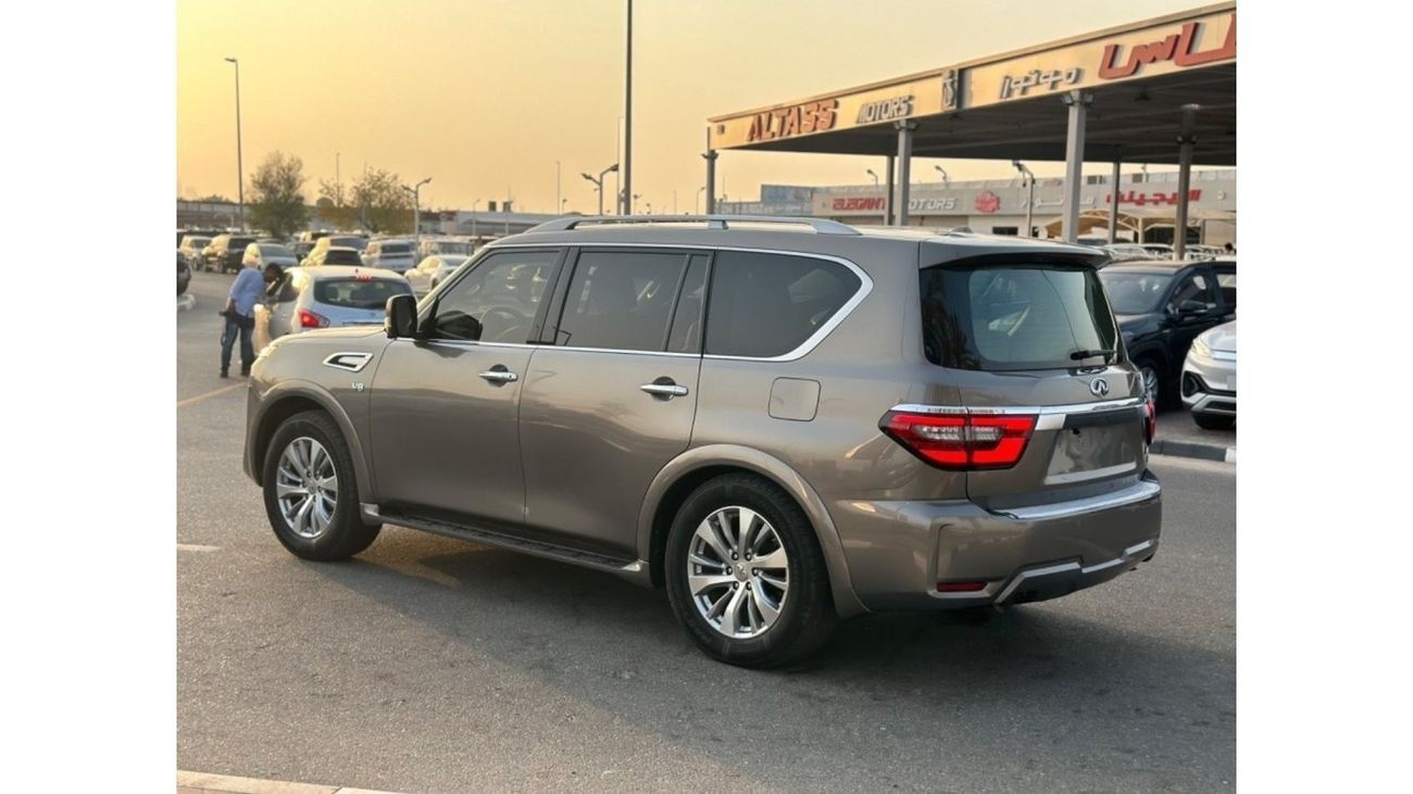 Infiniti QX80 Infiniti QX80 4WD