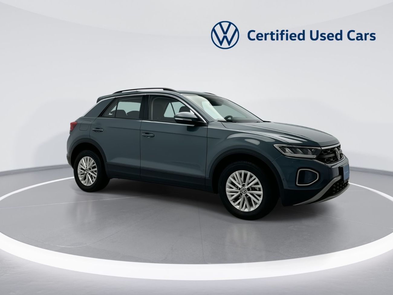 فولكس واجن T ROC LIFE T-Roc 2L | Smart Crossover with Camera & Park Sensors | VW Certified | GCC Spec