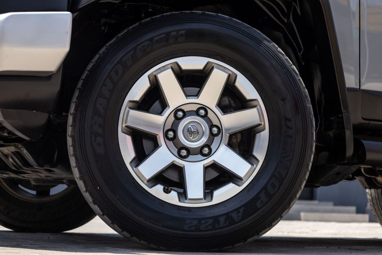 Toyota FJ Cruiser Toyota FJ Cruiser GXR 2022 GCC | Warranty for 1,876.00 AED monthly
