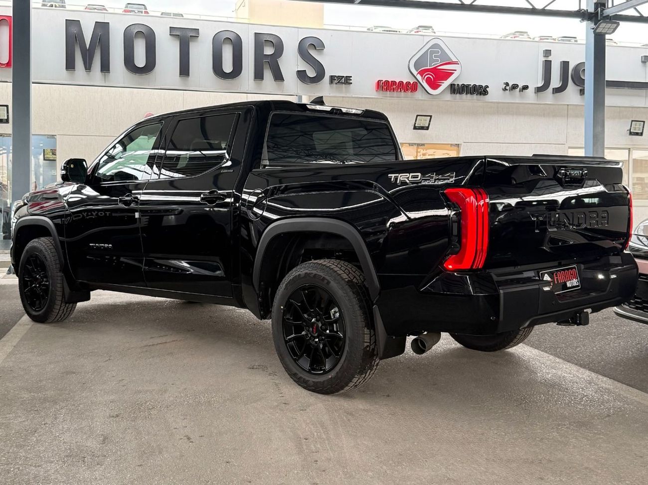 Toyota Tundra TUNDRA LIMITED TRD OFF ROAD 3.4 I-FORCE HYBRID PANORAMA CREW MAX