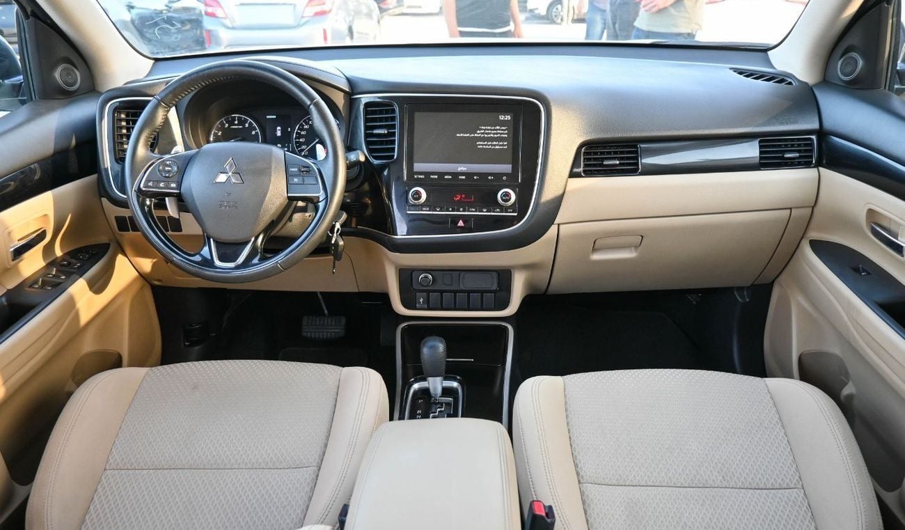 ميتسوبيشي آوتلاندر ميتسوبيشى أوتد لاندر- 2023- خليجى-4WD - 4V بدون حوادث - بمحرك 2.4 - بحاله ممتازه