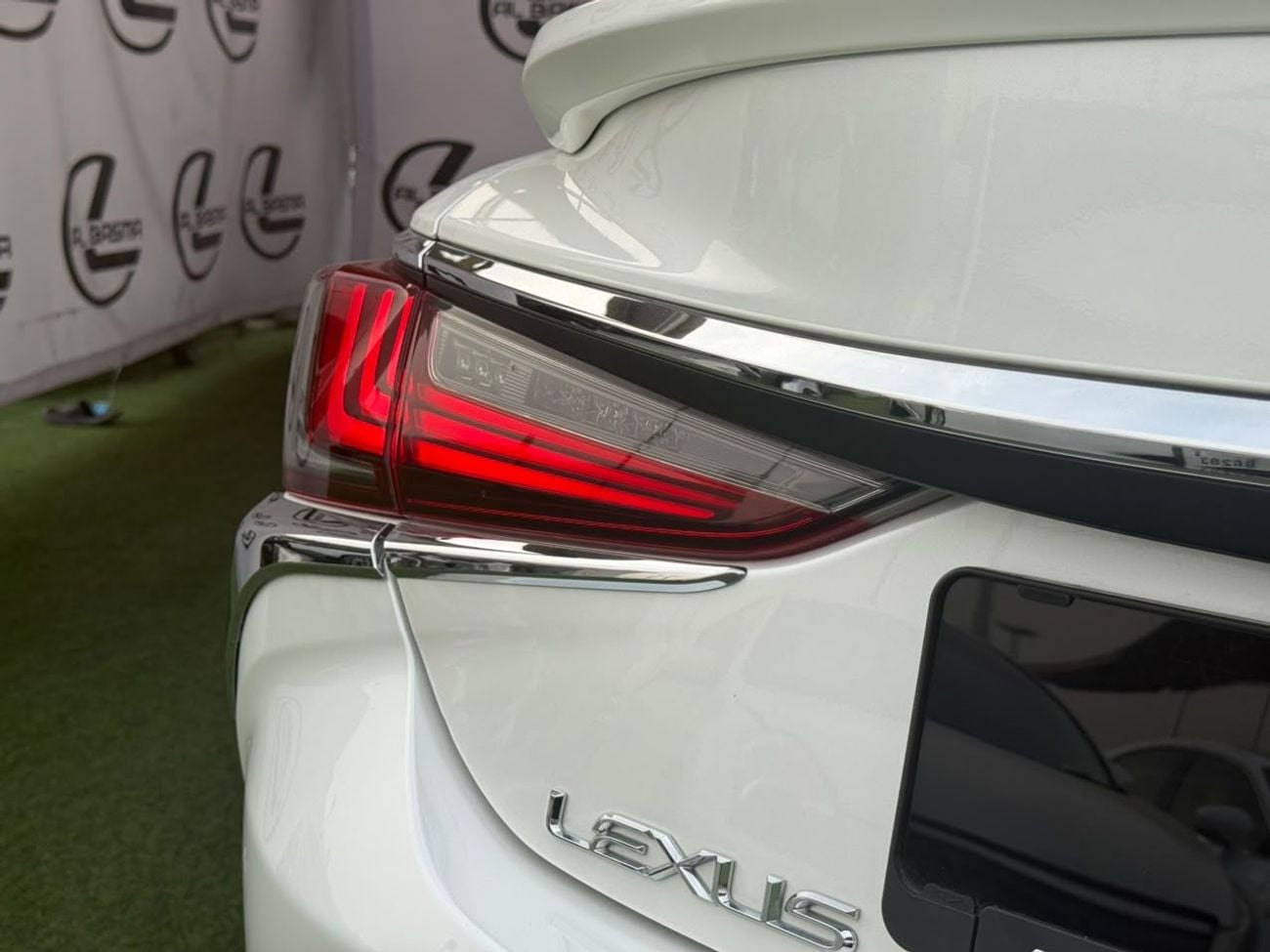 Lexus ES350 PLATINUM