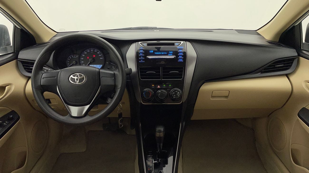 تويوتا يارس SE 1.5 | بدون دفعة مقدمة | اختبار القيادة في المنزل