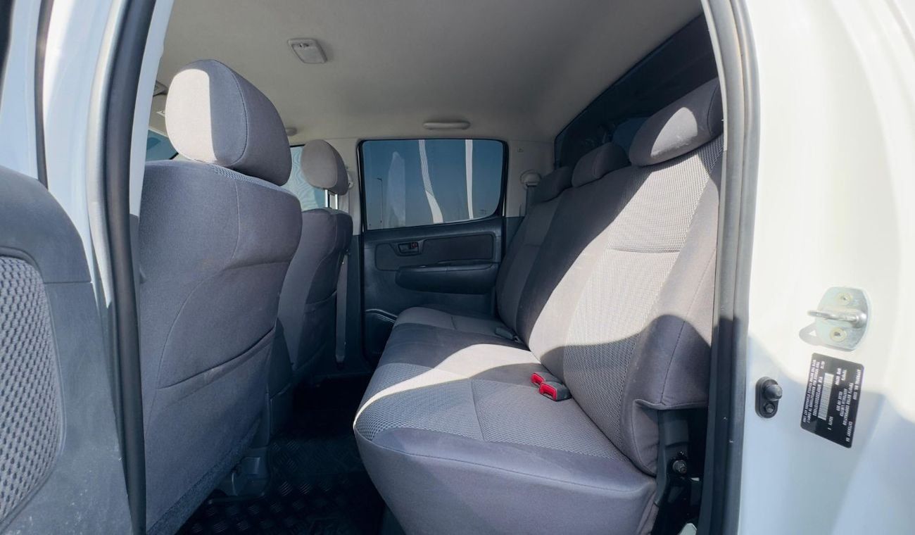 تويوتا هيلوكس EXCELLENT CONDITION | RHD | 2013 | 3.0L DIESEL ENGINE | LATEST SPORTS BAR