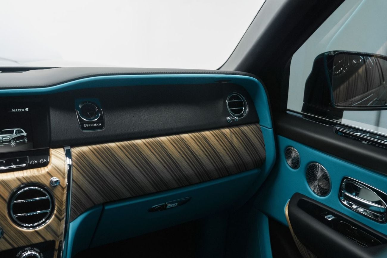 Rolls Royce Cullinan STANDARD Certified Pre-Owned | Warranty & Service