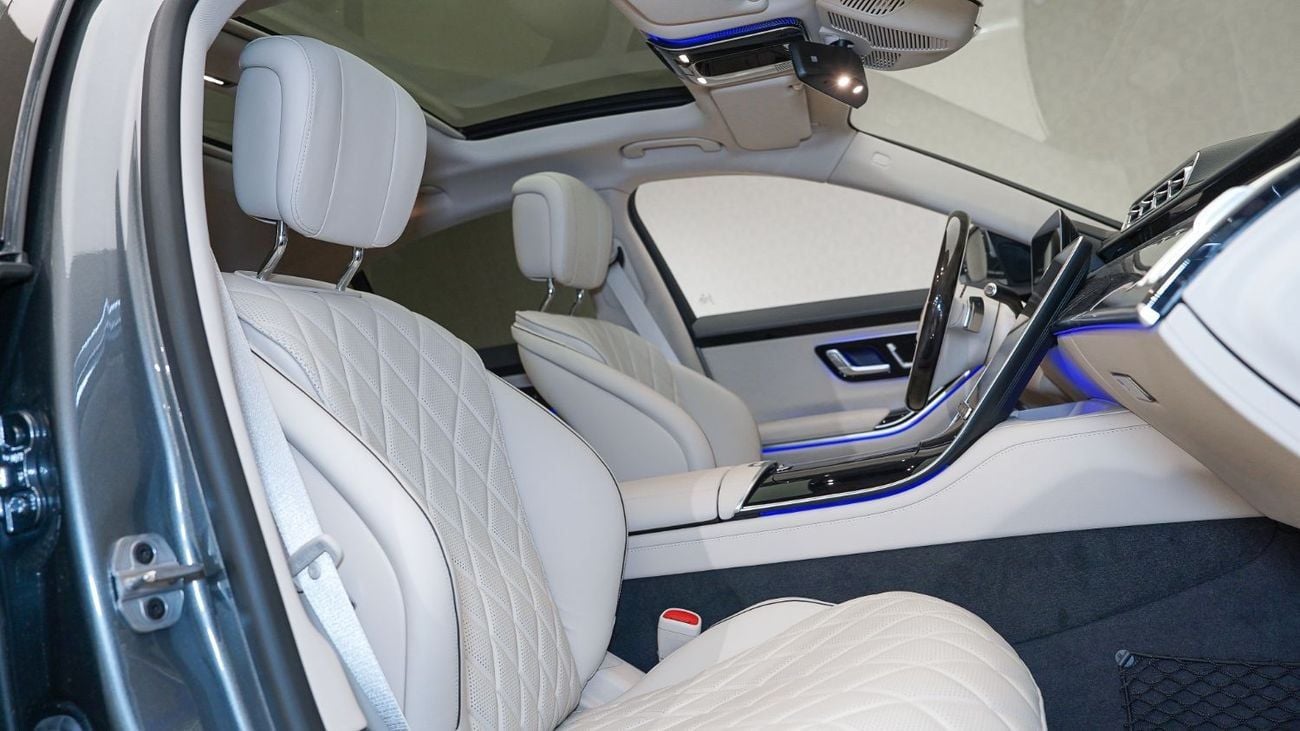 مرسيدس بنز S 500 AMG Line | AED 5,250 PM | Warranty Service Pack 2027, Super Low KM |