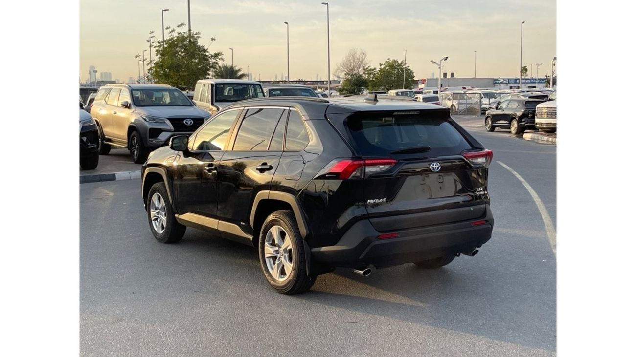 Toyota RAV4 2021 TOYOTA RAV4 XLE HYBRID FULL OPTIONS IMPORTED FROM USA