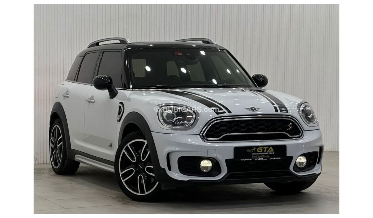 Mini Cooper S Countryman 2017 Mini Countryman , Full Service History, Warranty, GCC