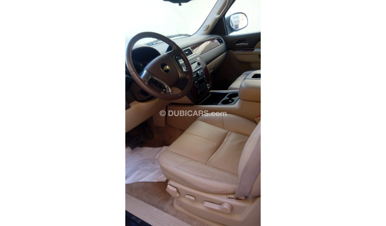 Chevrolet Suburban 5.3 LS