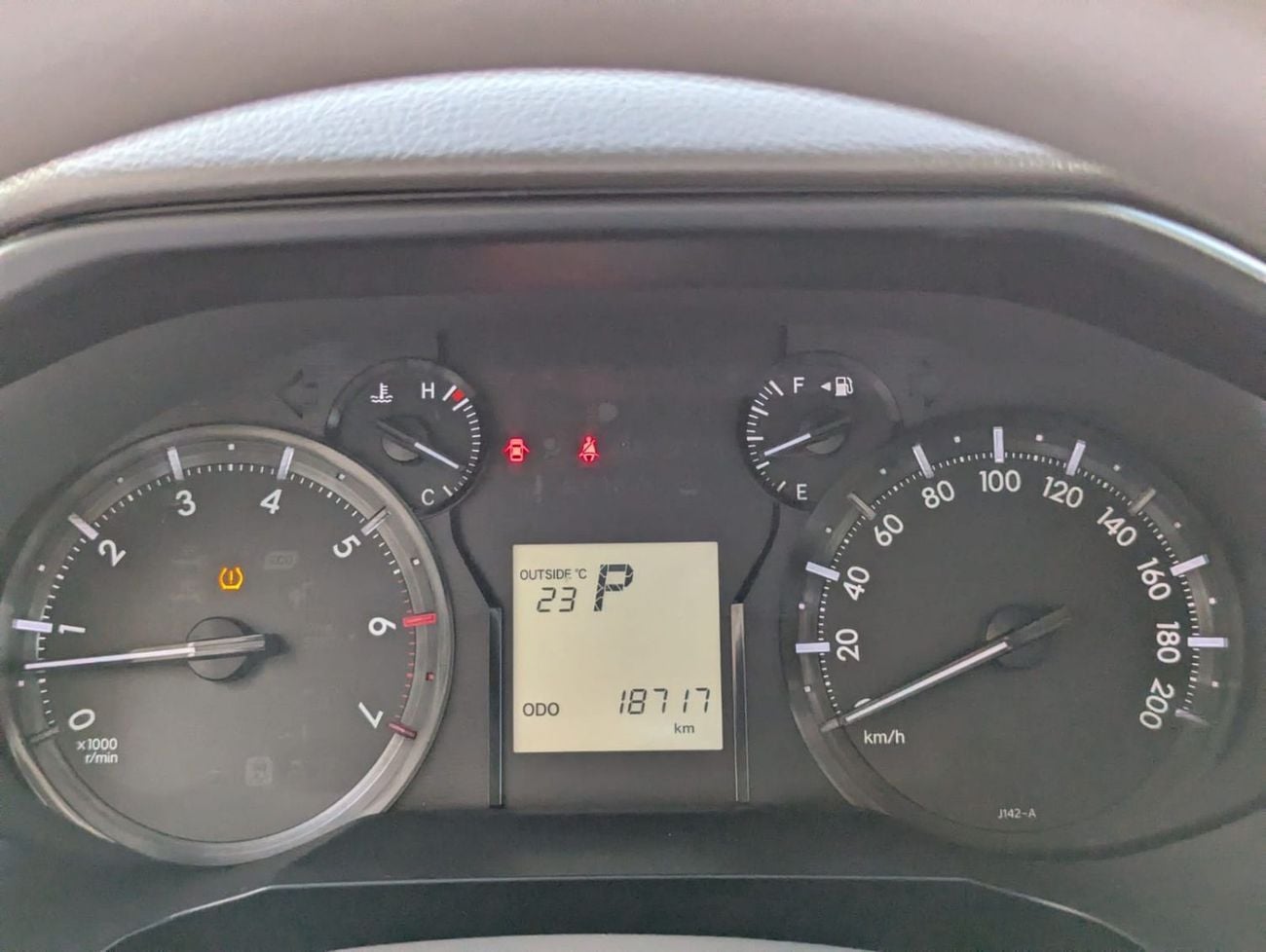 تويوتا برادو TXL1 Toyota Prado 2023 LHD white colour Gcc specs