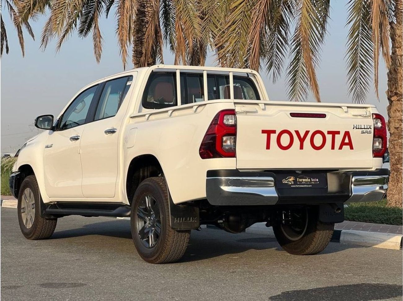 Toyota Hilux D/C 2.7L 4X4 PTR M/T // 2025 // HIGH OPTION WITH SEAT VENTILATION , LED LIGHT , POWER WINDOWS // SPE