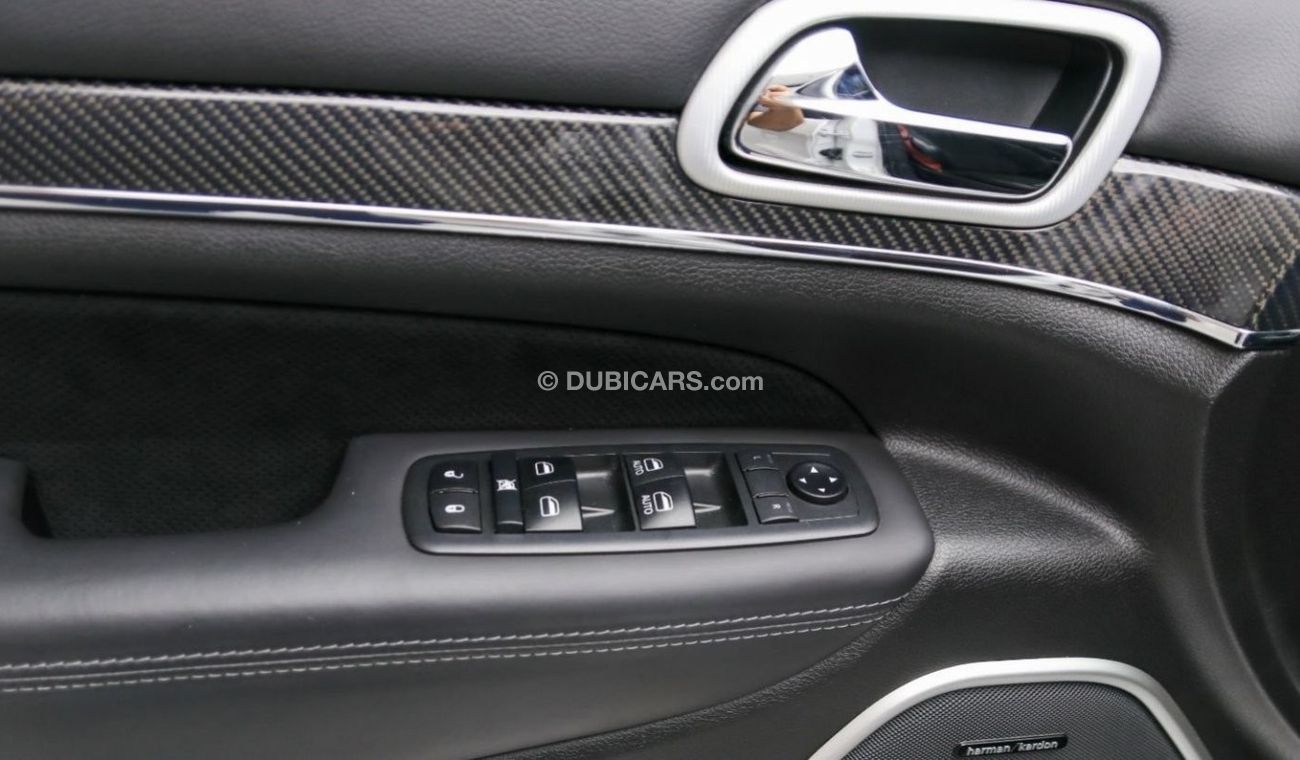 Jeep Grand Cherokee SRT