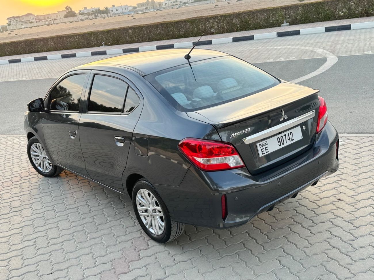 ميتسوبيشي اتراج GLX Premium 1.2L