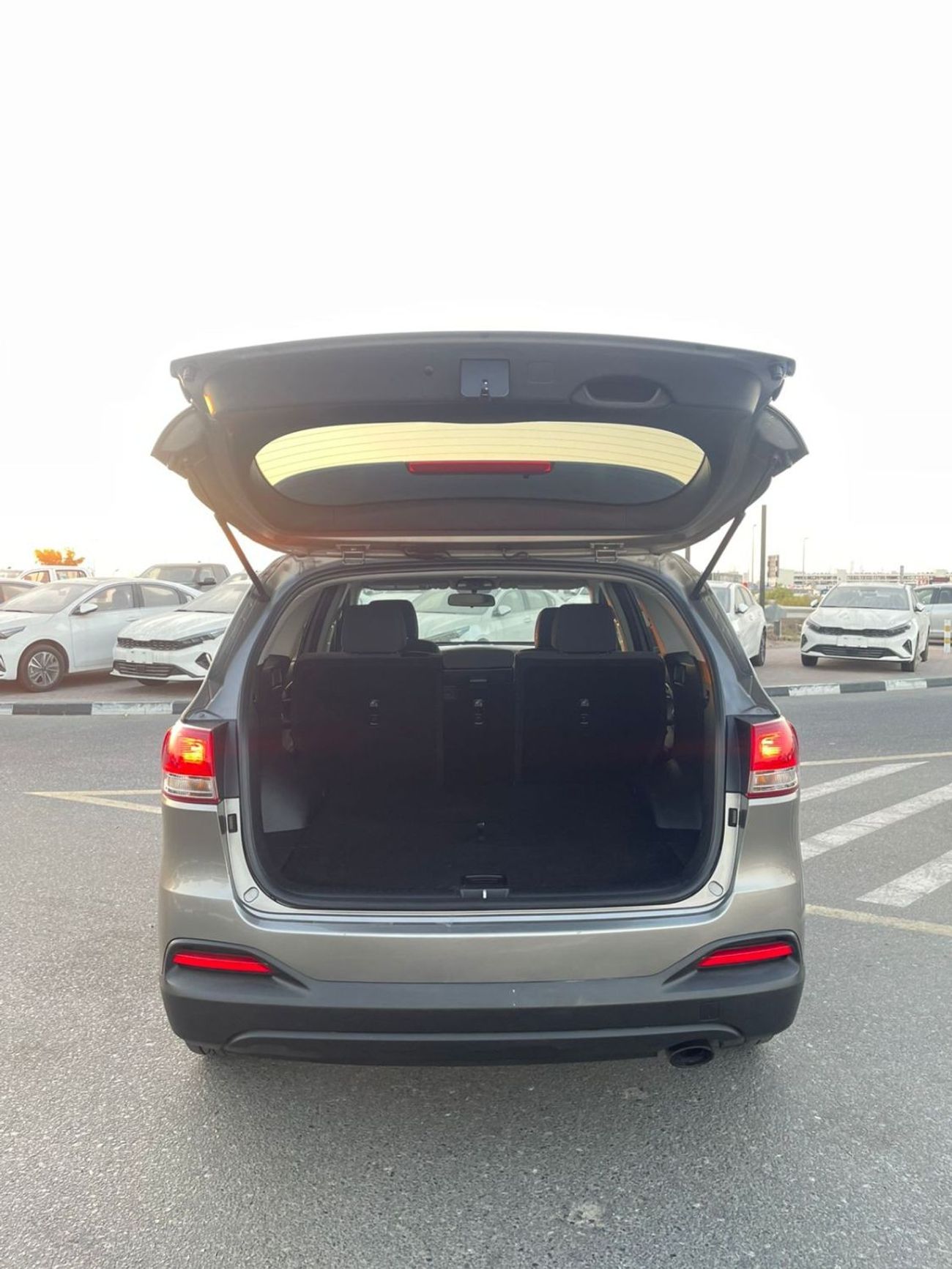 Kia Sorento 2017 Kia Sorento LXS 2.4L V4 GDi - AWD 4x4 - MidOption+ Rear CAM - 73,300 Mileage