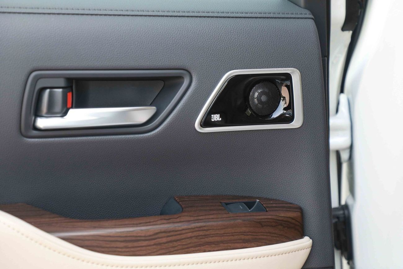 Toyota Land Cruiser 2025 TOYOTA LC300 GXR 3.5 - WHITE PEARL inside BEIGE | Export Only