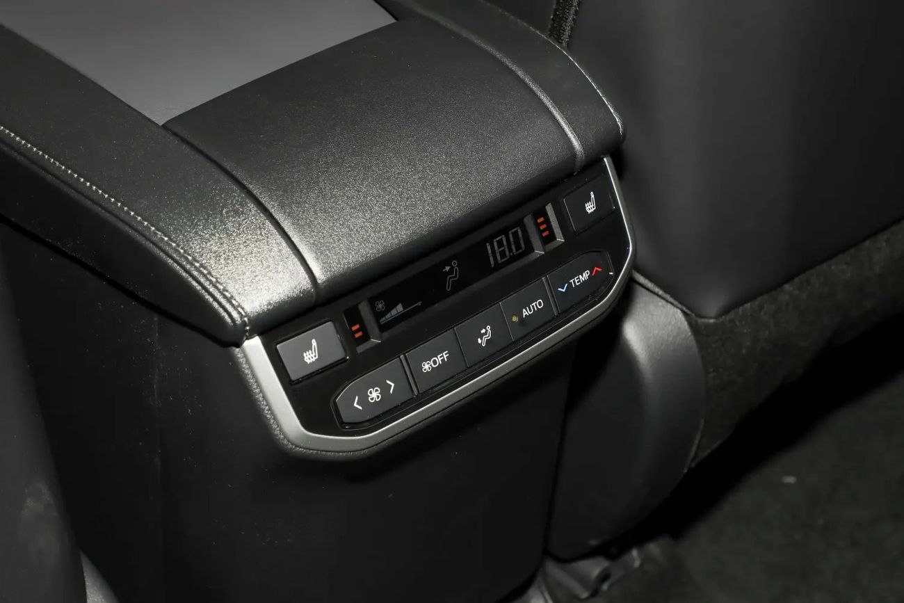 Toyota Highlander 2.5L Hybrid VXR (AWD)