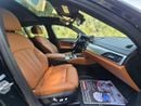 بي أم دبليو M550i Std 4.4L