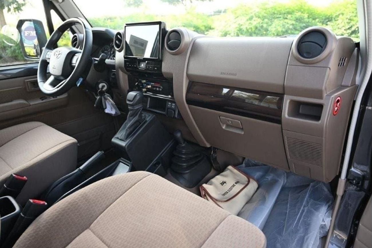 Toyota Land Cruiser Pick Up 79 Single Cab DLX 4.0L Petrol 4WD Automatic