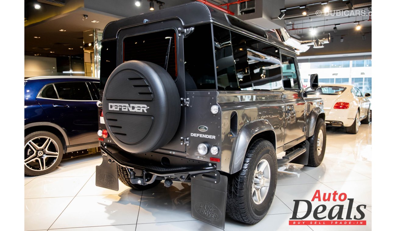 Land Rover Defender | 2015 | GCC | MANUAL