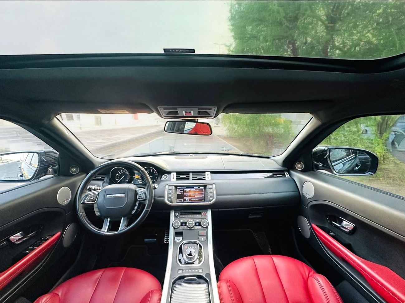 Land Rover Range Rover Evoque SE 2.0L SUV (5 Door)  2012 | GCC SPECS | PANORAMIC ROOF