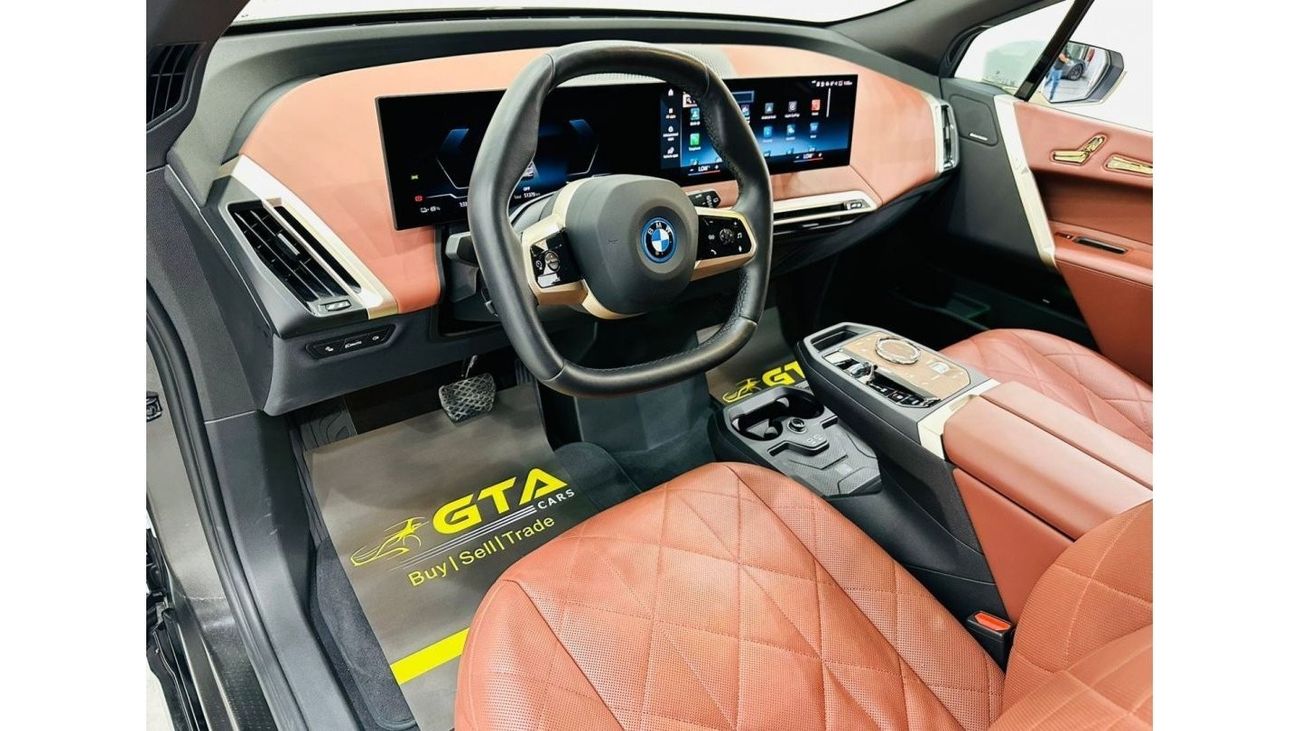 بي أم دبليو iX 2022 BMW iX xDrive40i Masterclass, Sep 2027 BMW Warranty, Sep 2028 BMW Service Pack, Low Kms, GCC