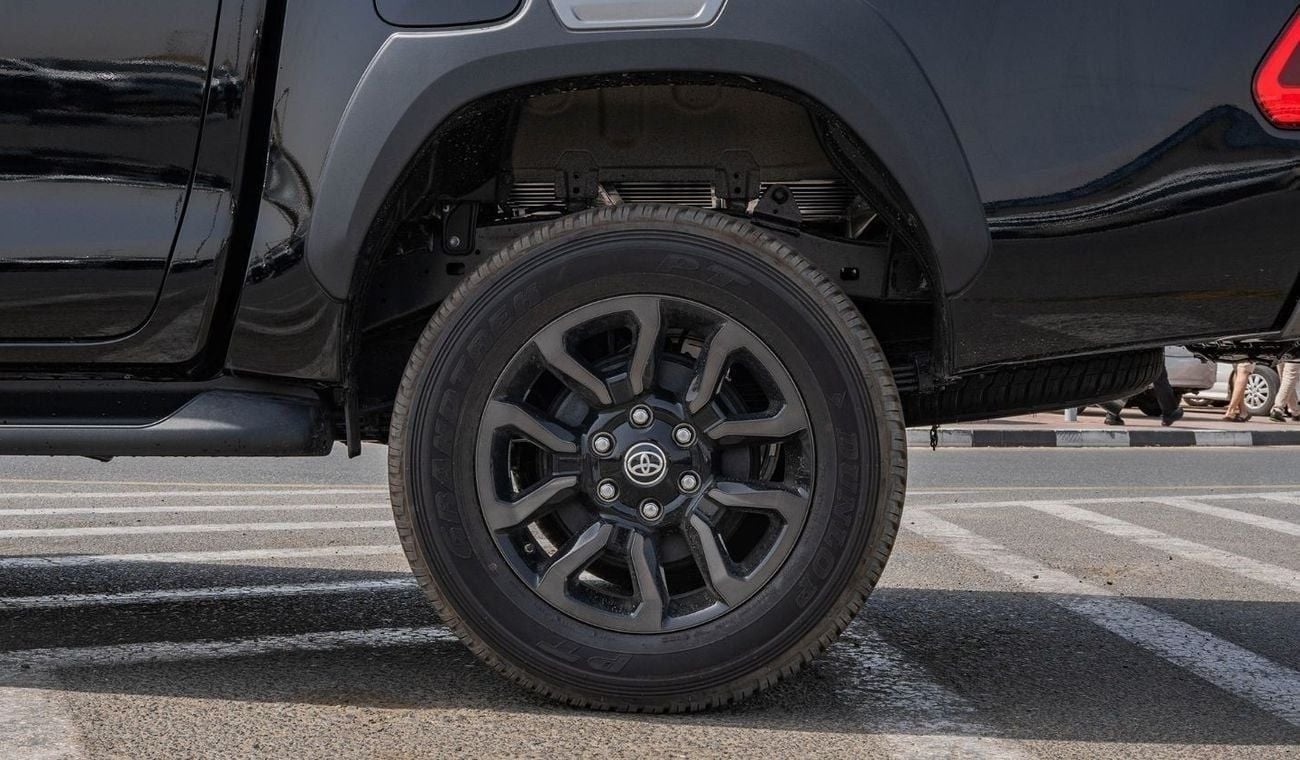 Toyota Hilux 2026 Toyota Hilux Adventure 4.0L AT Petrol (Black)