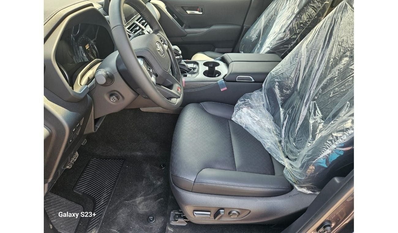 Toyota Land Cruiser GR Sport 3.5L Petrol