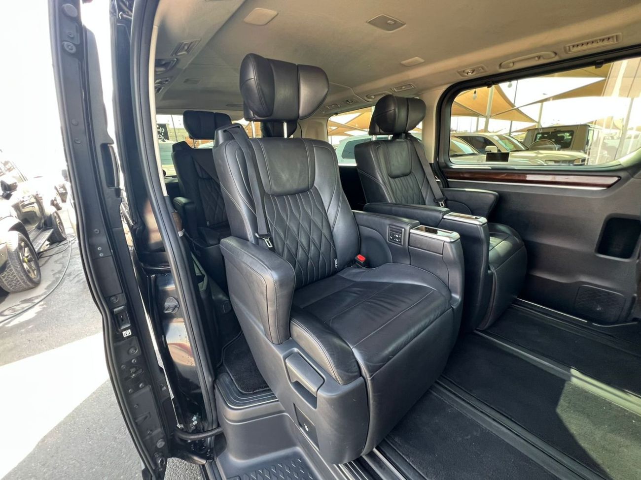 Toyota Granvia TOYOTA GRANVIA 2021 3.5L Premium/V6