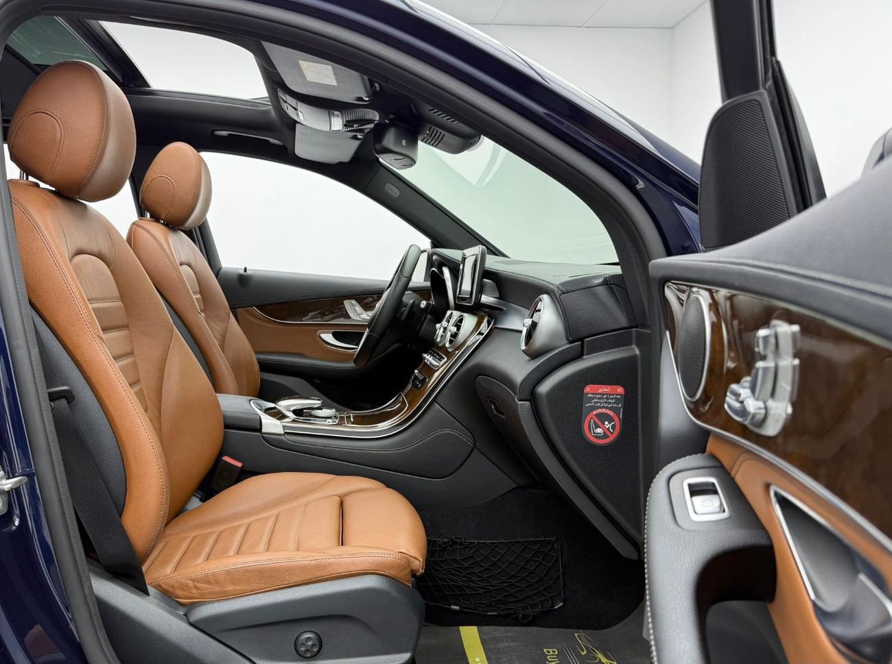 مرسيدس بنز GLC 250 4MATIC 2.0L 2017 Mercedes-Benz GLC 250 4MATIC, Agency Full Service History, GCC