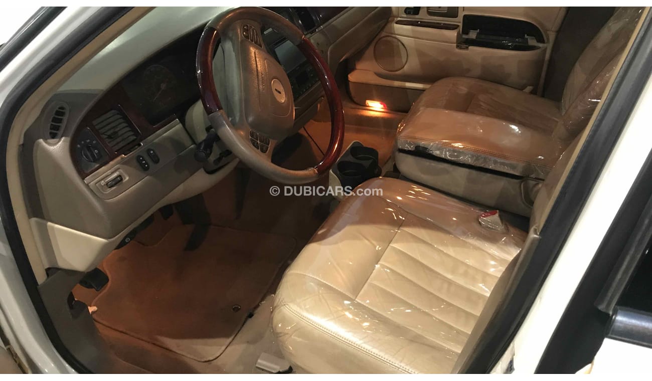 Lincoln Town Car ‏WhatsApp 00971506306554