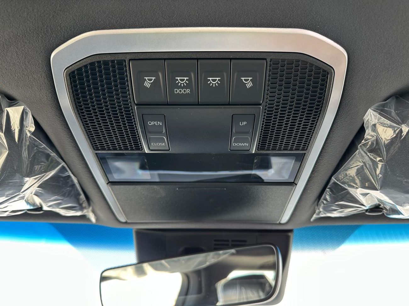 Toyota Land Cruiser GXR4 3.5L FULL OPTION