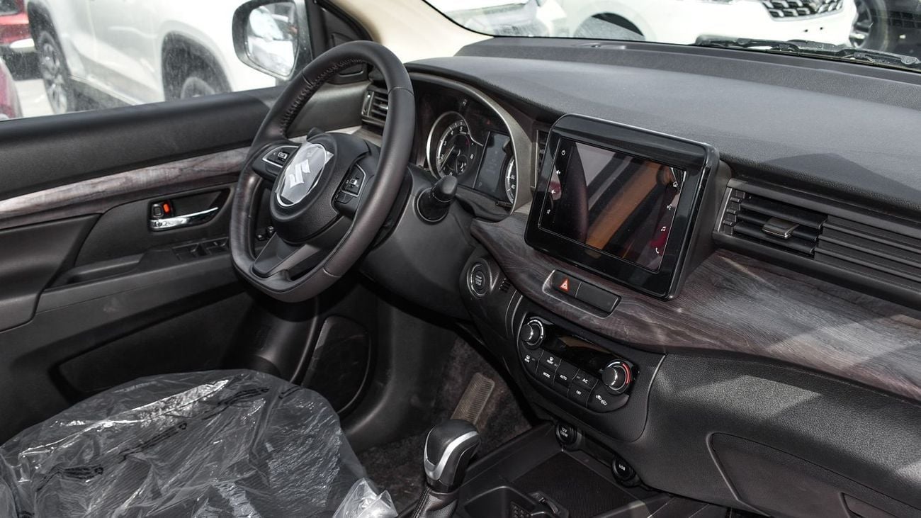 سوزوكي ايرتيغا GLX SUZUKI ERTIGA GLX 2026