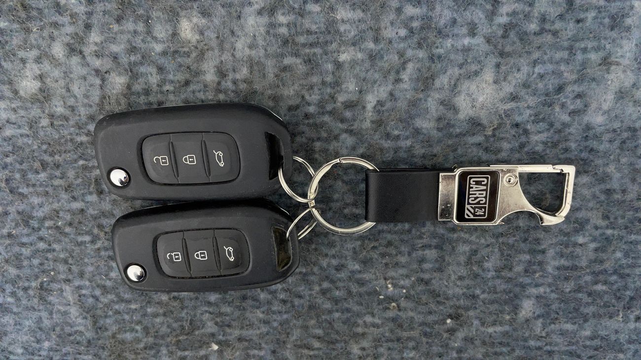 رينو كوليوس PE 2.5 | بدون دفعة مقدمة | اختبار قيادة مجاني للمنزل