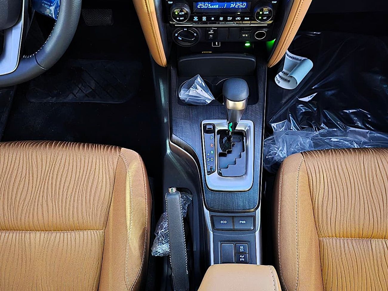 تويوتا فورتونر VX1 4.0L