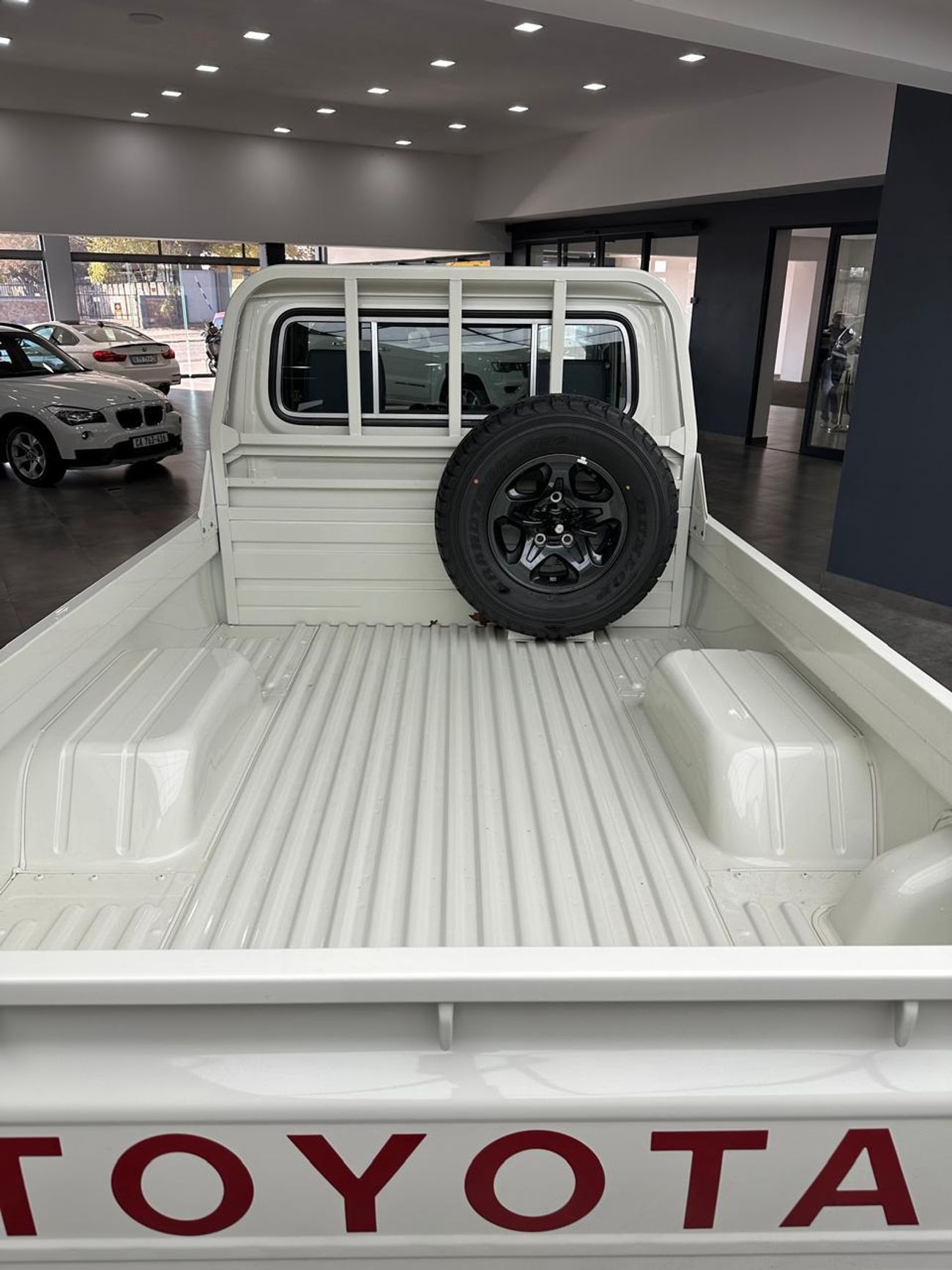 تويوتا لاند كروزر بيك آب Landcruiser pickup single cabin RHD diesel engine 2.8L manual gear 2025