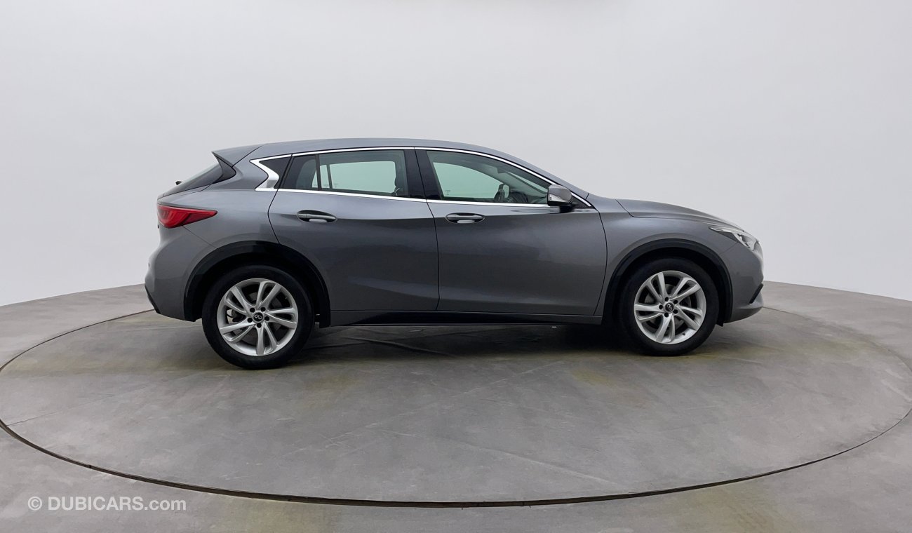 Infiniti Q30 1.6T Luxury 1600