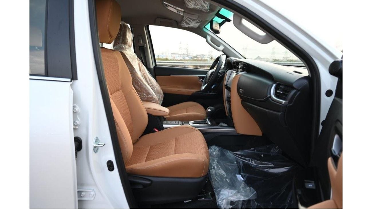 تويوتا فورتونر 2.8L Diesel 4WD 7 Seater Automatic