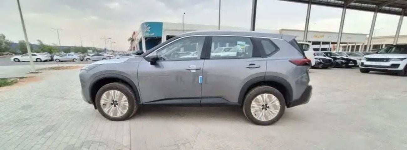 Nissan XTrail 2500 cc 4 cylinder gasoline engine Automatic