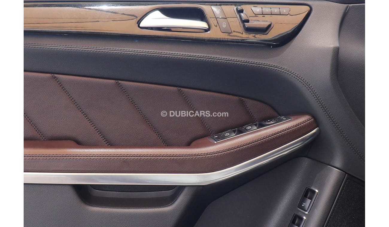 Mercedes-Benz GL 500 X166