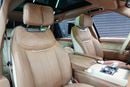 لاند روفر رينج روفر SV LWB P530 2023 Vogue SV LWB, Two-Tone Interior, Executive Rear Seat w/ Entertainment, Al Tayer Warr + Serv!!