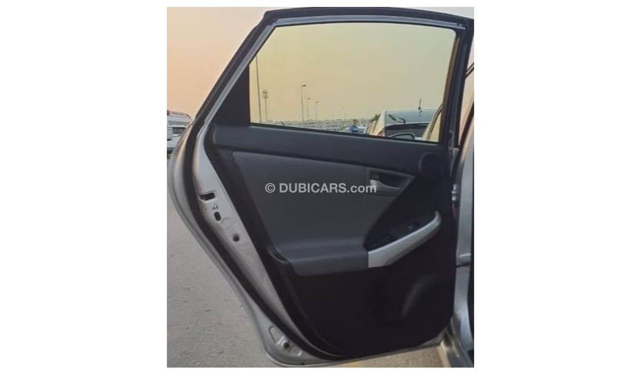 Toyota Prius+ Toyota Prius Plug-in Hybrid