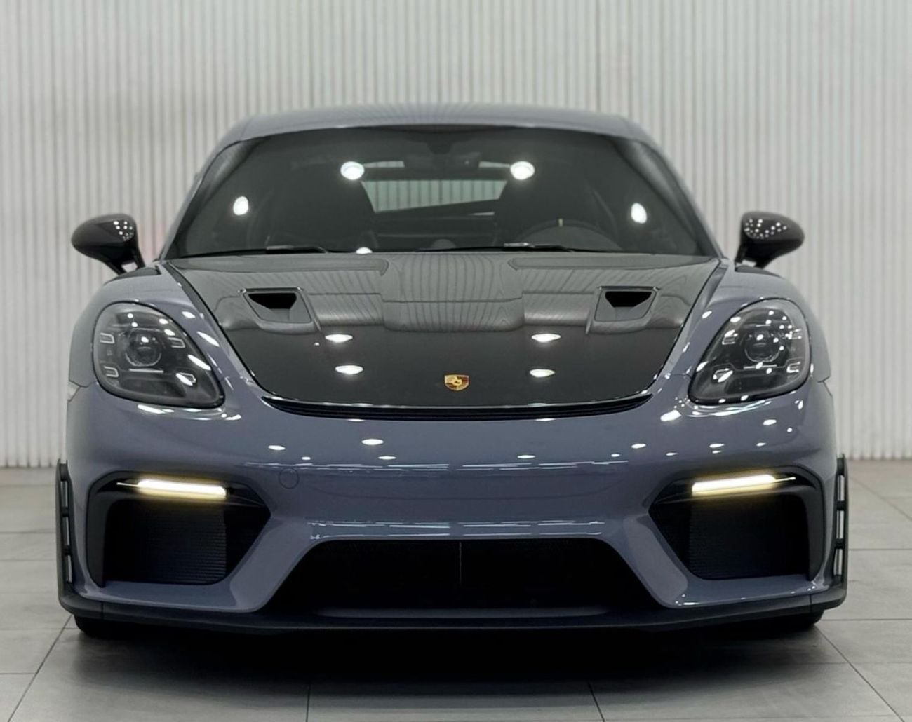 بورش كايمان 718 2025 Porsche 718 Cayman GT4 RS Weissach Package, Feb/2027 Porsche Warranty, Excellent Condition, GCC