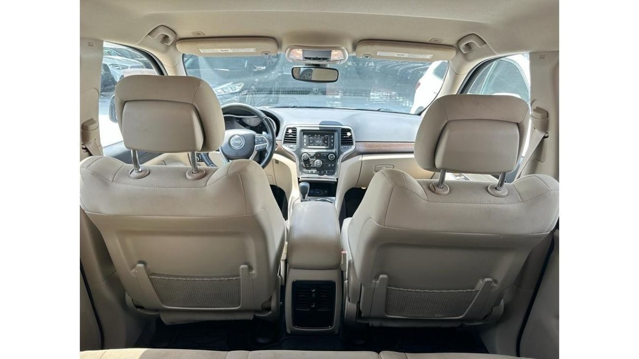 جيب جراند شيروكي لاريدو