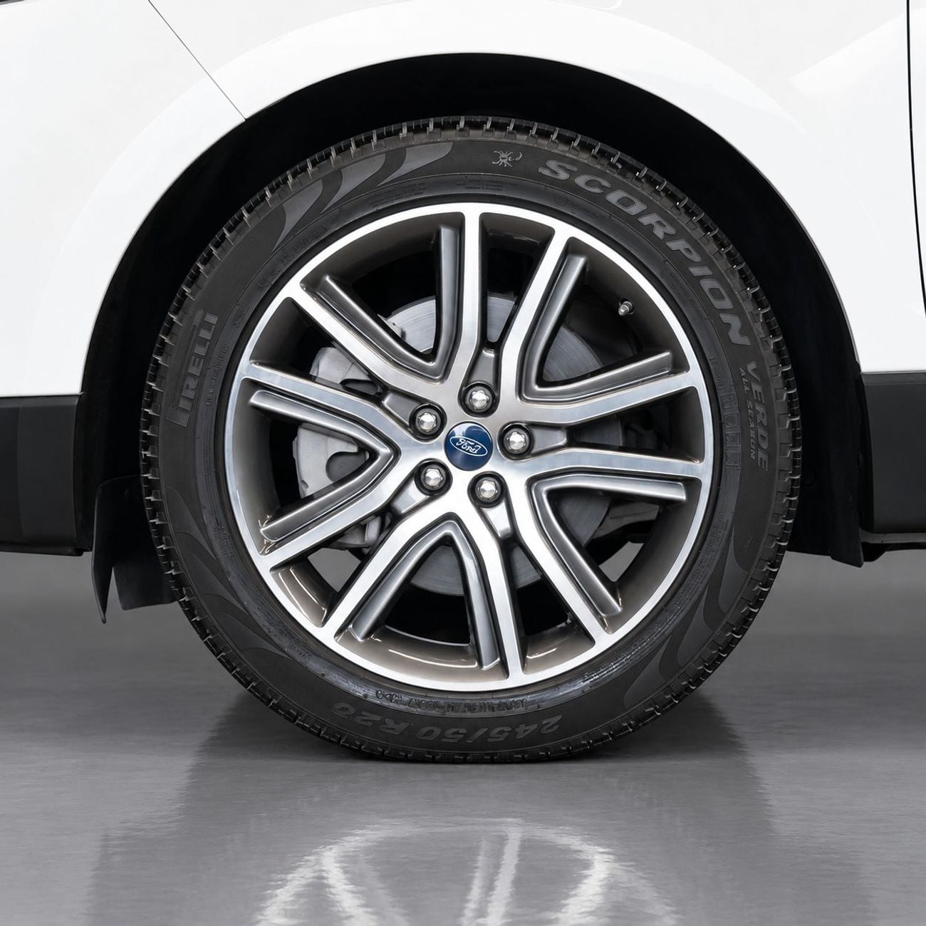 Ford Edge  AED 1,532 PM • 0% Downpayment • Titanium • Agency Warranty Service Contract